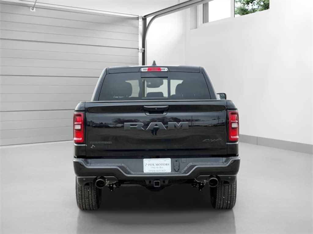 New 2026 Ram 1500 BIG HORN CREW CAB 4X4 5'7 BOX Pickup