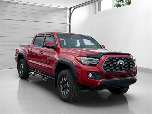 2020 Toyota Tacoma TRD Off-Road photo 3