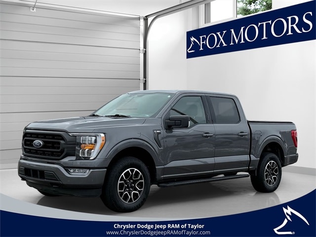2022 Ford F-150 XLT's photo