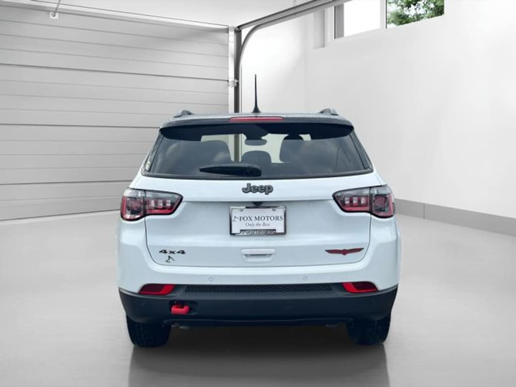 Used 2026 Jeep Compass Trailhawk SUV
