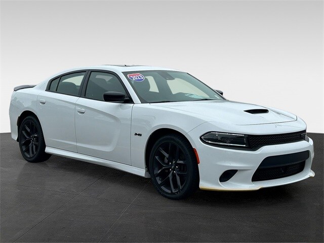 2023 Toyota GR86 R/T photo 3