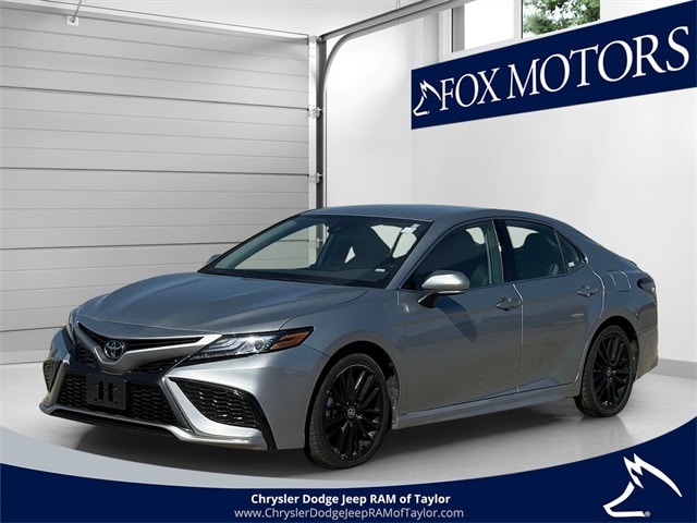 2023 Toyota Camry XSE's photo