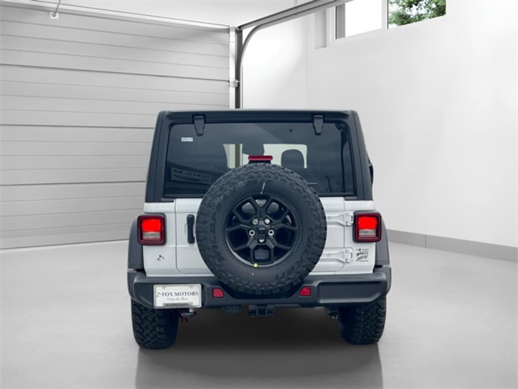 New 2026 Jeep Wrangler 4-DOOR WILLYS Sport Utility