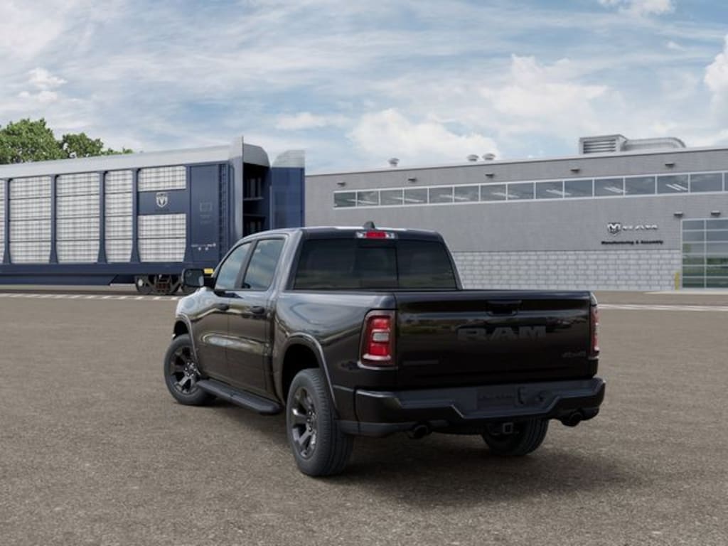 New 2026 Ram 1500 BIG HORN CREW CAB 4X4 5'7 BOX Pickup