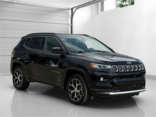 2024 Jeep Compass Limited photo 3