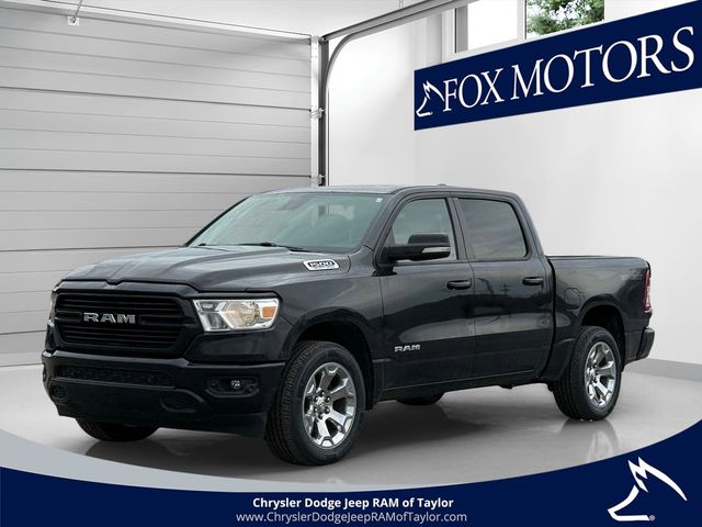 2021 RAM 1500 Big Horn/Lone Star 4x4 Crew Cab 5'7's photo
