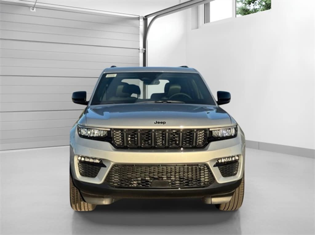 Used 2025 Jeep Grand Cherokee Limited SUV