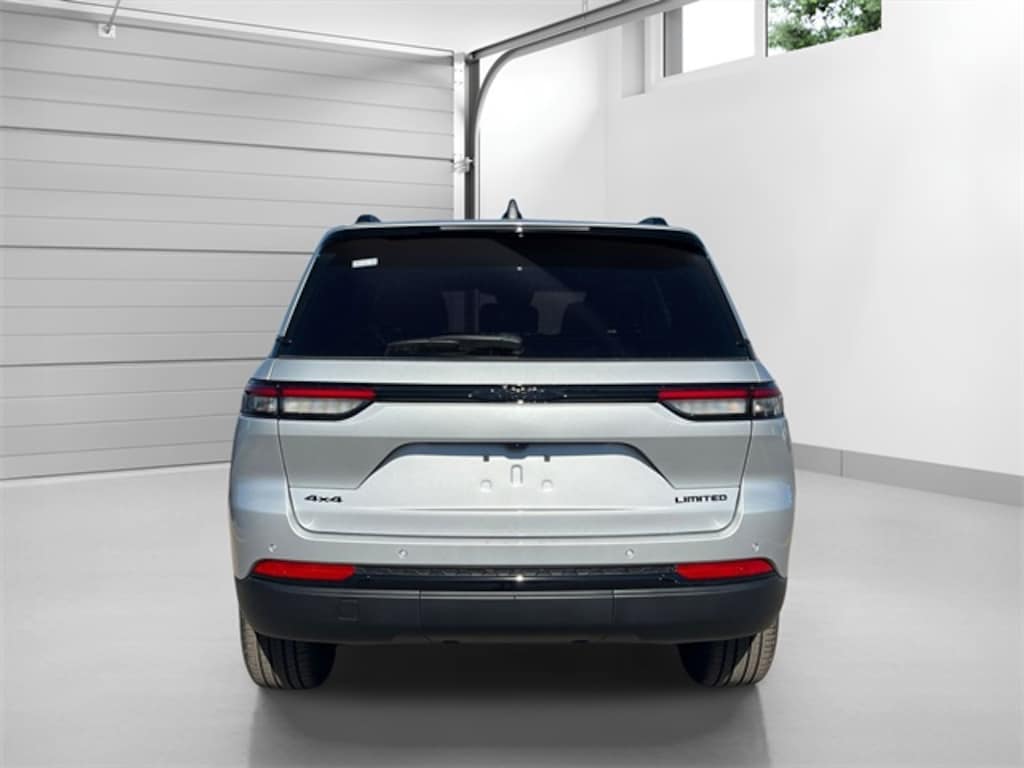 Used 2025 Jeep Grand Cherokee Limited SUV