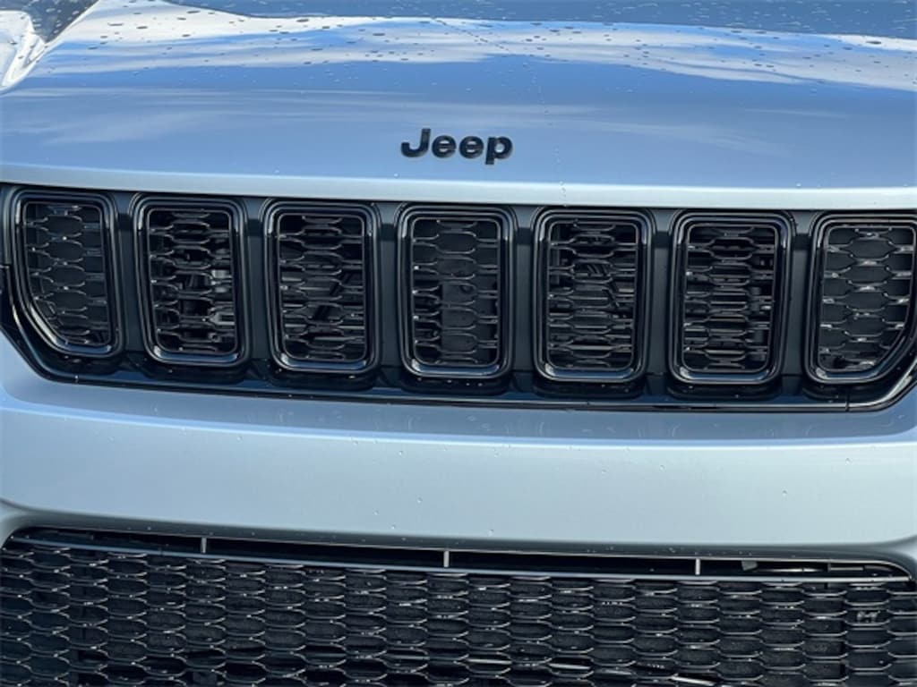 New 2025 Jeep Grand Cherokee LIMITED 4X4 Sport Utility