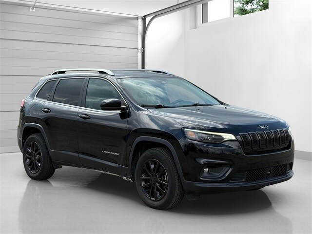 2021 Jeep Cherokee Latitude Lux photo 3
