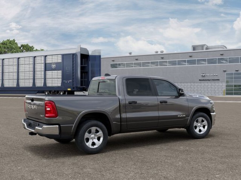 New 2026 Ram 1500 BIG HORN CREW CAB 4X4 5'7 BOX Pickup