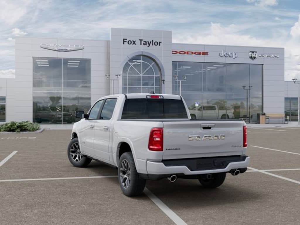 New 2026 Ram 1500 LARAMIE CREW CAB 4X4 5'7 BOX Pickup