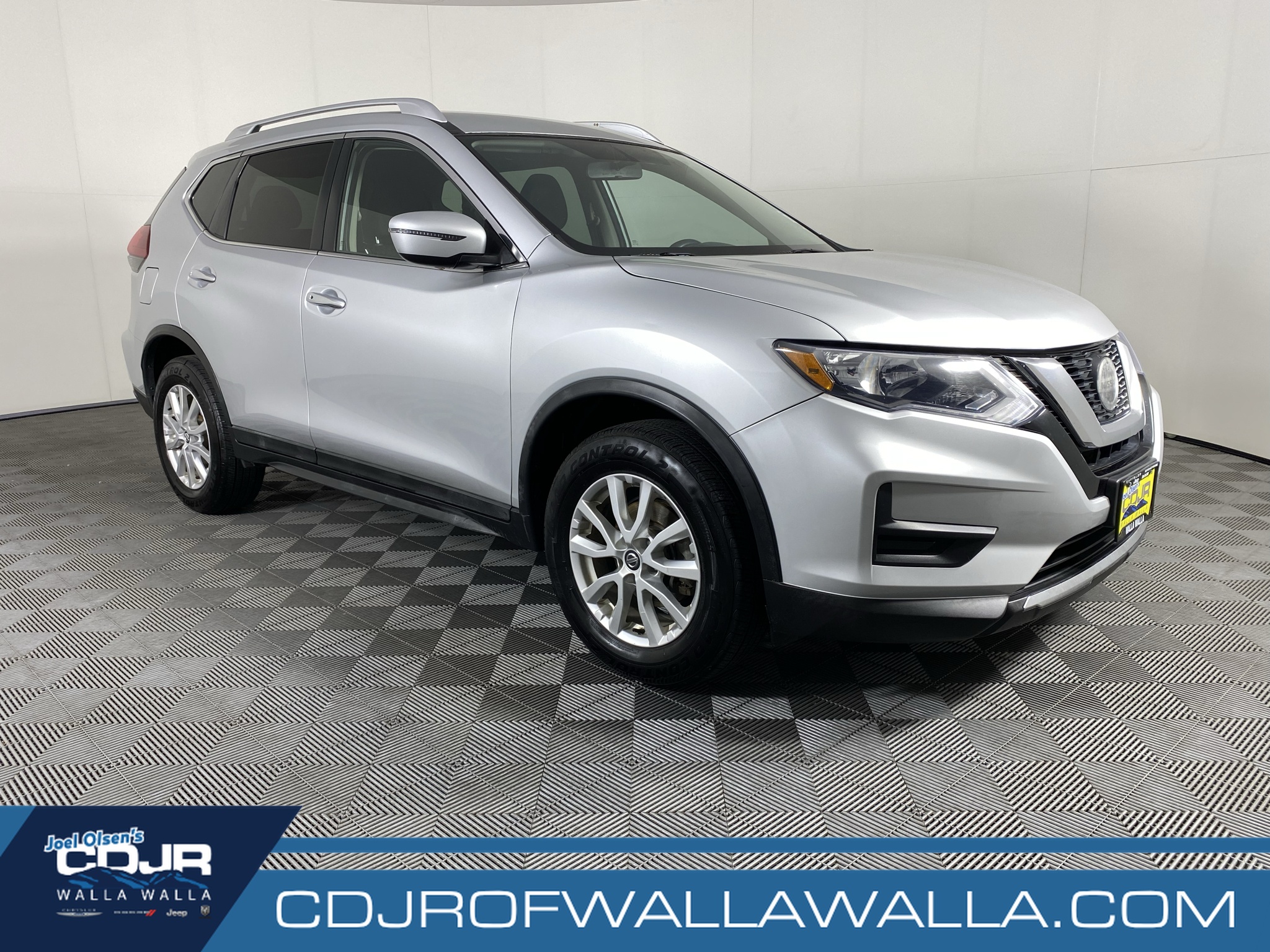 2018 Nissan Rogue SV