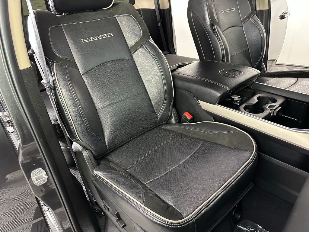 2022 RAM Ram 3500 Pickup Laramie - Photo 31