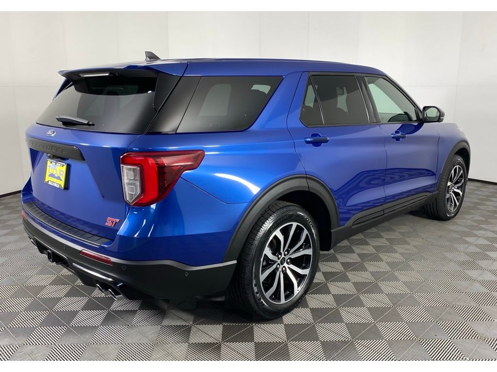 2021 Ford Explorer ST - Photo 17