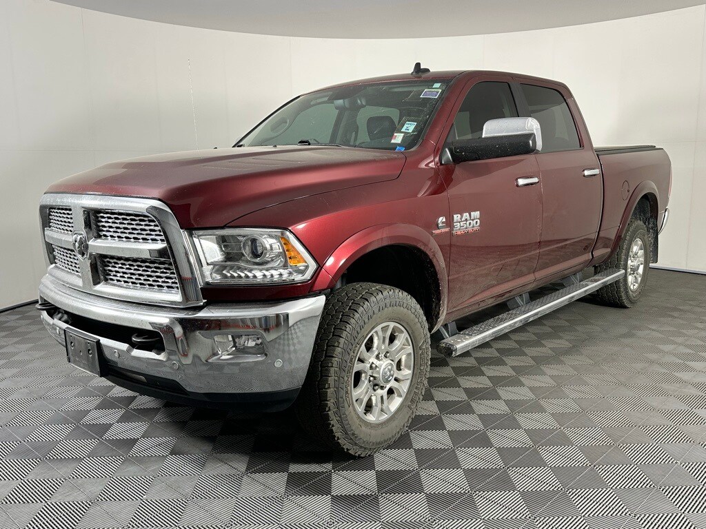 2018 Ram 3500 Laramie photo 2