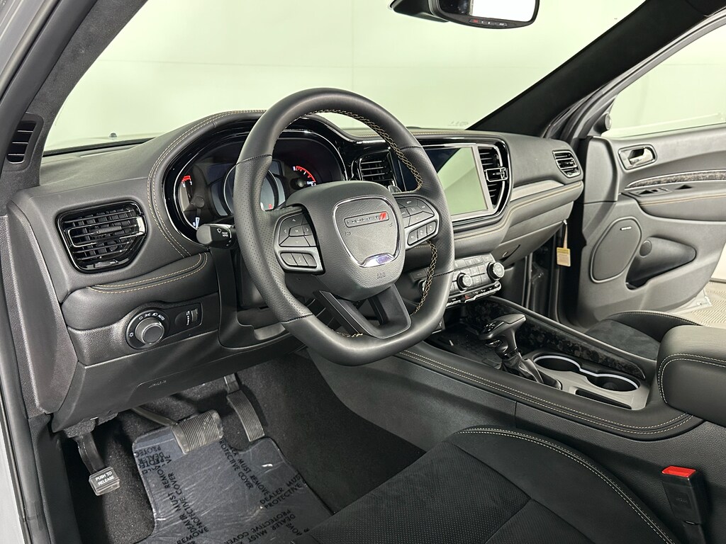 2025 Dodge Durango R/T Premium photo 2