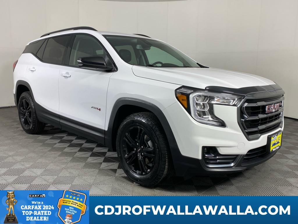 2024 GMC Terrain AT4