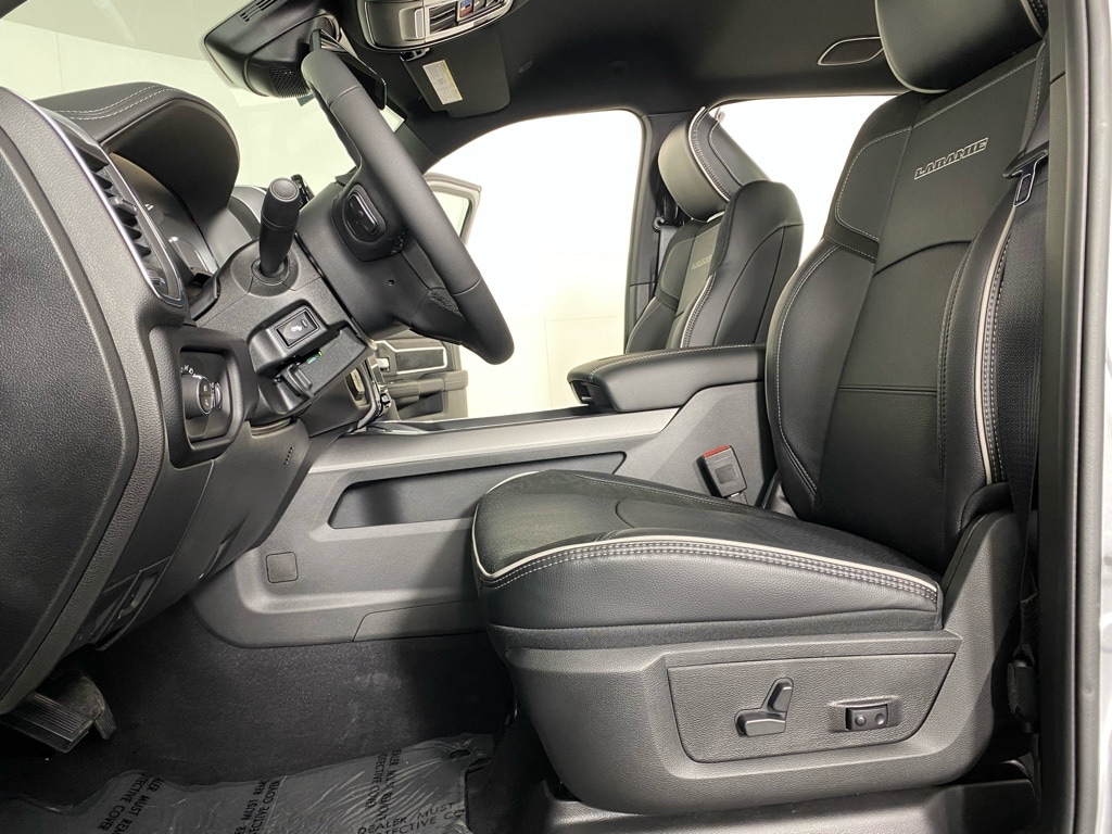 2026 RAM 2500 Laramie - Photo 13