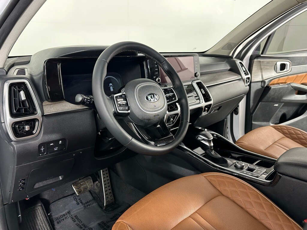 2021 Kia Sorento SX Prestige X-Line photo 2