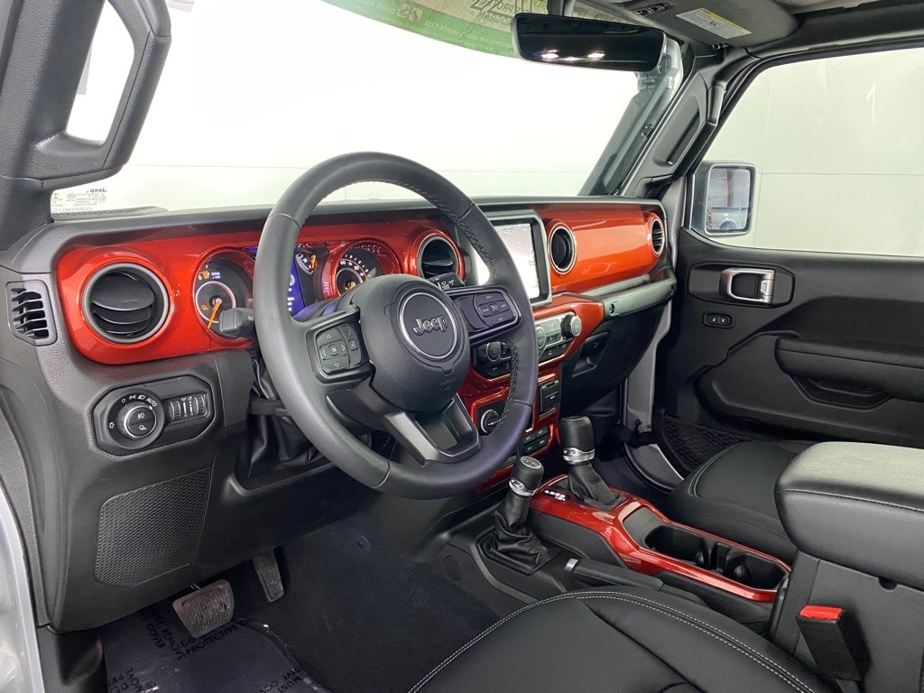Used 2022 Jeep Gladiator Sport S with VIN 1C6JJTAGXNL115975 for sale in Walla, WA