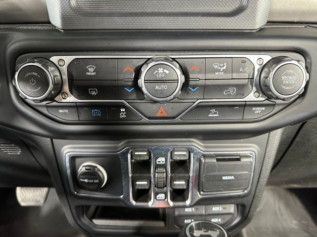 2023 Jeep Wrangler 4xe Willys 4XE - Photo 11