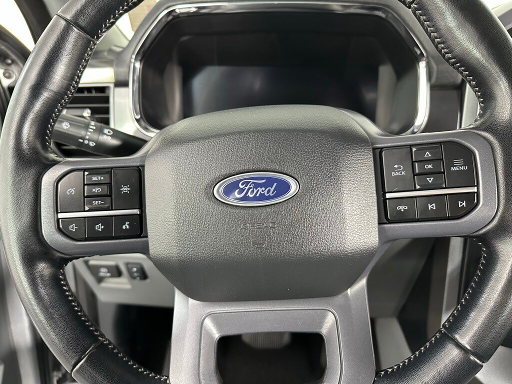 2023 Ford F-150 Lariat photo 3