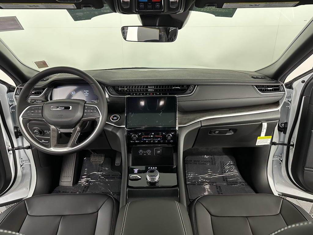 New 2025 Jeep Grand Cherokee LIMITED 4X4 Sport Utility
