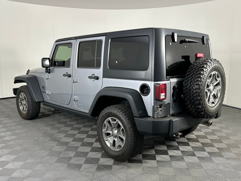 2015 Jeep Wrangler Unlimited Rubicon photo 4