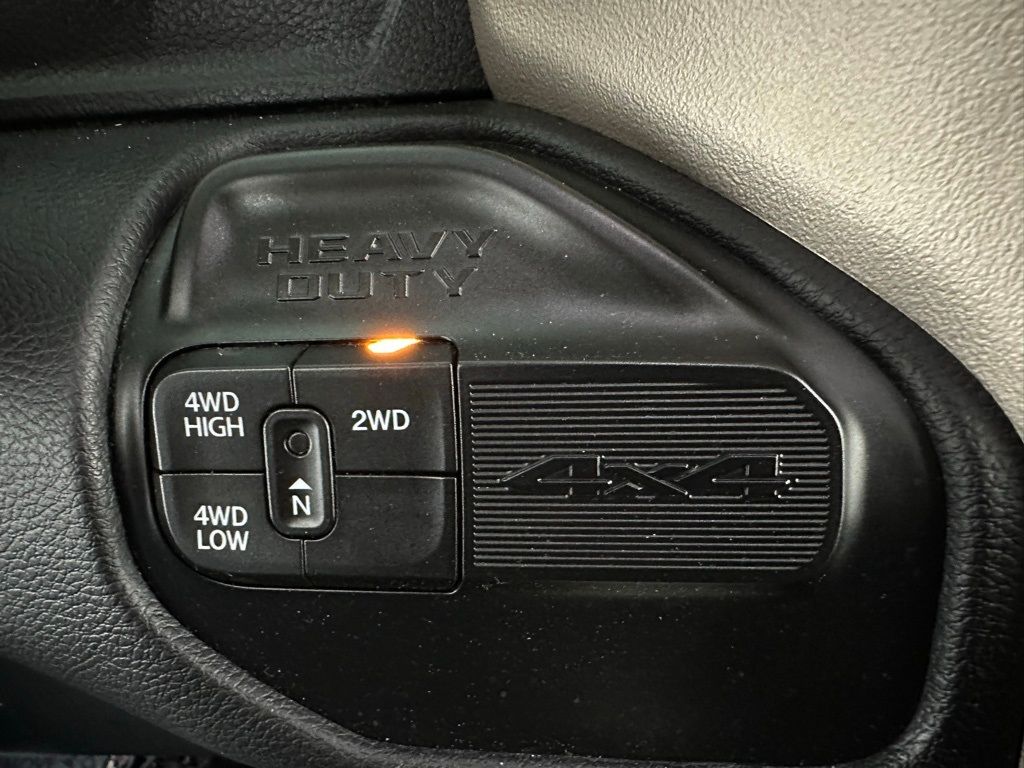 2022 RAM Ram 3500 Pickup Laramie - Photo 9