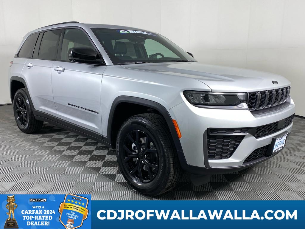 2026 Jeep Grand Cherokee Laredo Altitude 4x4's photo