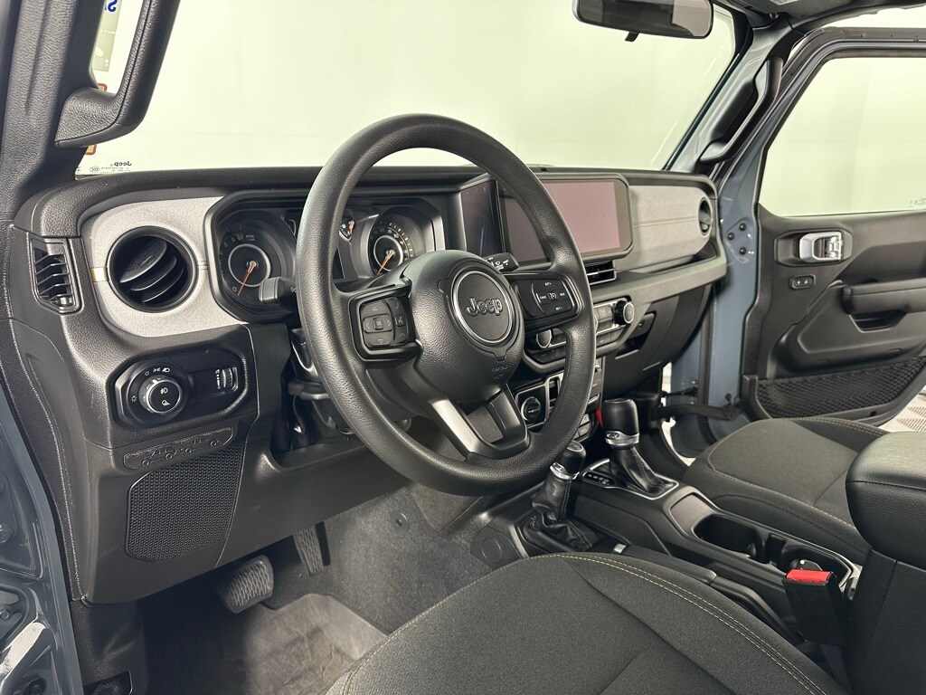 Used 2024 Jeep Gladiator Nighthawk with VIN 1C6HJTAG8RL126218 for sale in Walla, WA