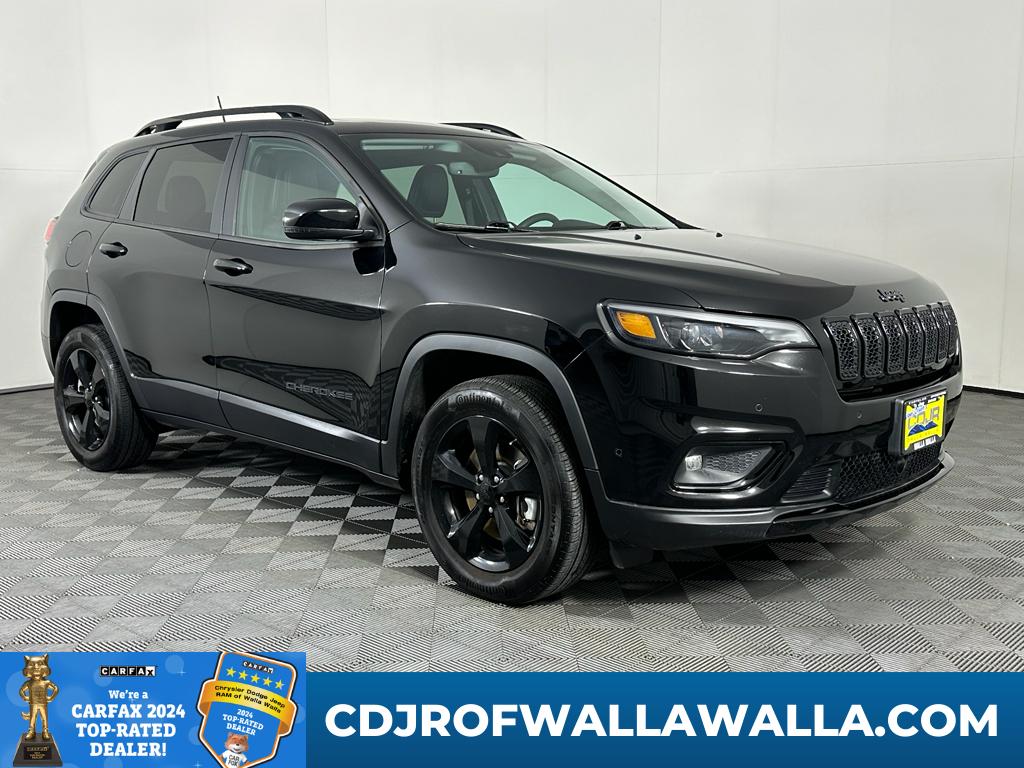 2023 Jeep Cherokee Altitude Lux's photo