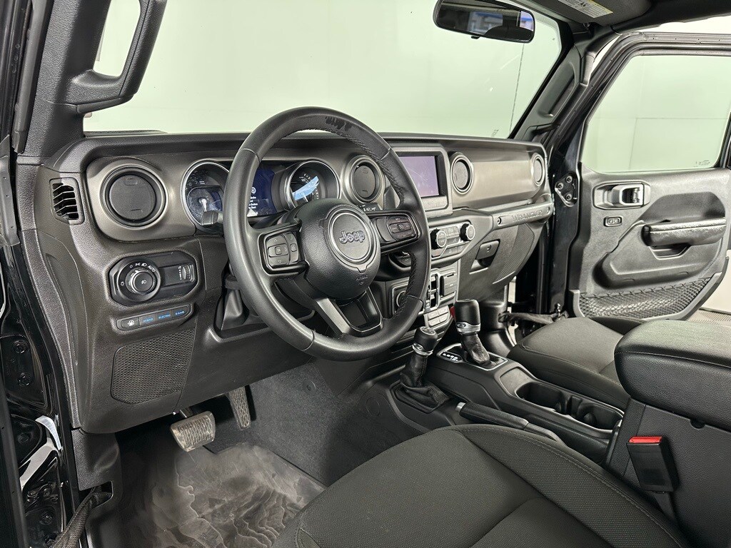 2023 Jeep Wrangler 4xe photo 2