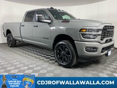 2026 Ram 3500 BIG HORN CREW CAB 4X4 8' BOX Pickup