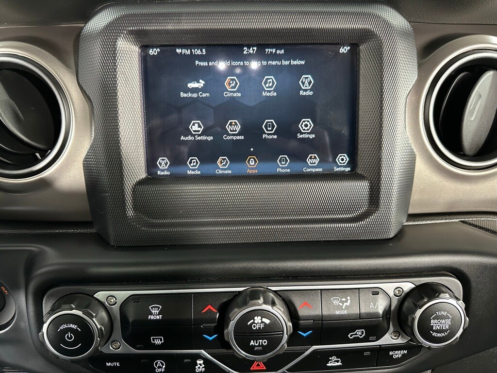2020 Jeep Gladiator Sport photo 2