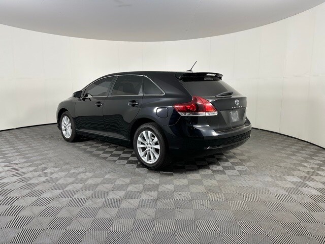 2013 Toyota Venza LE photo 2