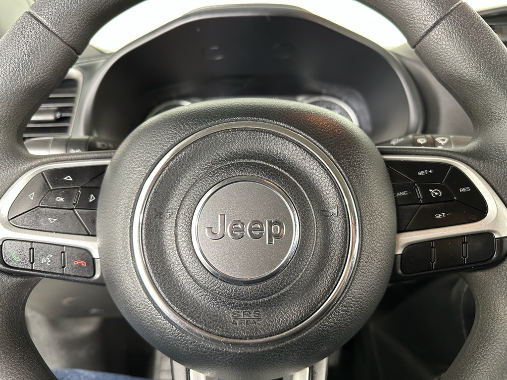 Used 2023 Jeep Renegade Latitude SUV