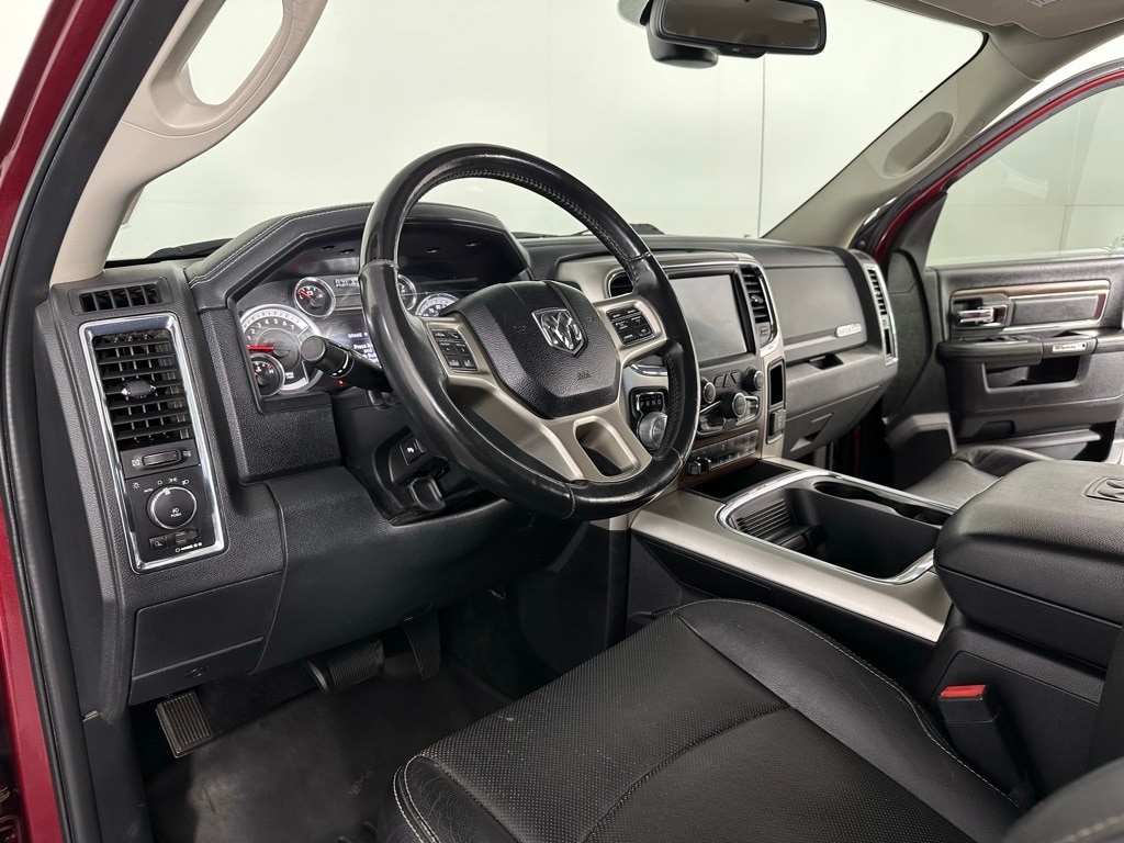 Used 2016 RAM Ram 1500 Pickup Laramie with VIN 1C6RR7NT1GS185044 for sale in Walla, WA