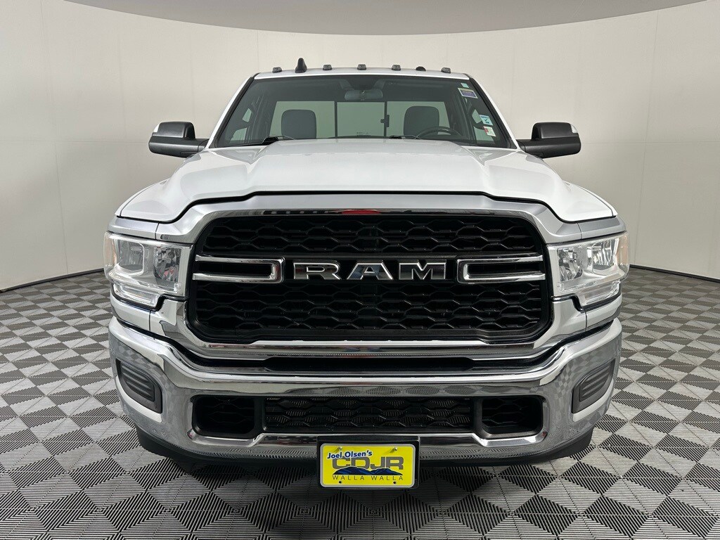 2022 Ram 2500 Tradesman photo 3