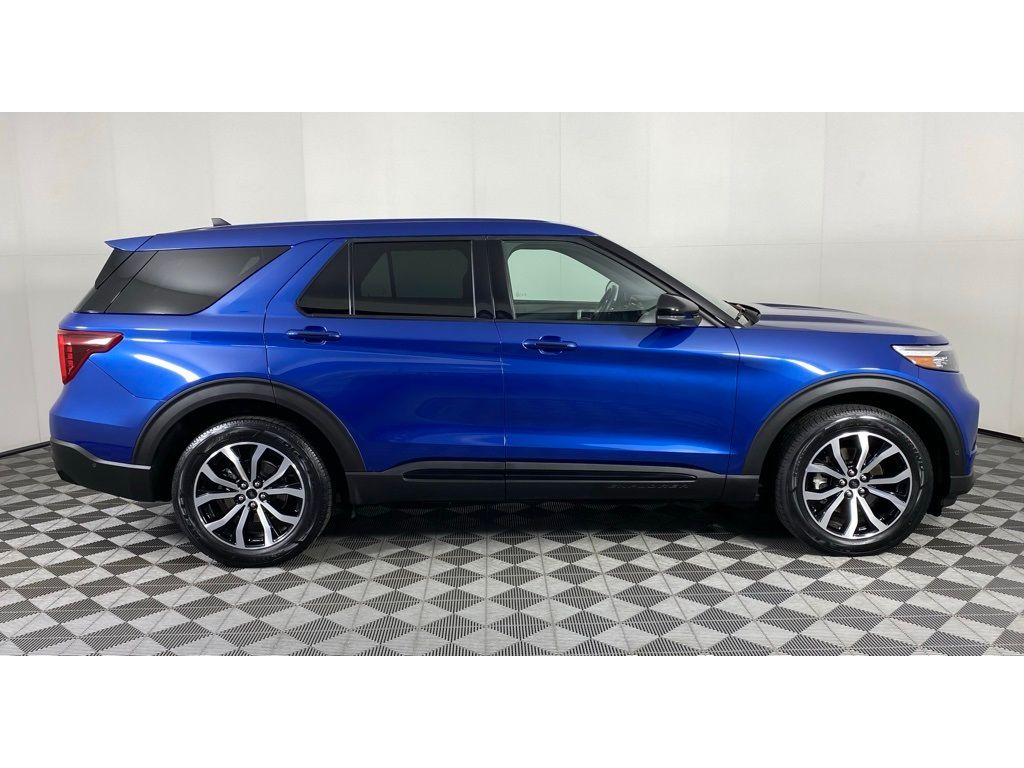 2021 Ford Explorer ST - Photo 18