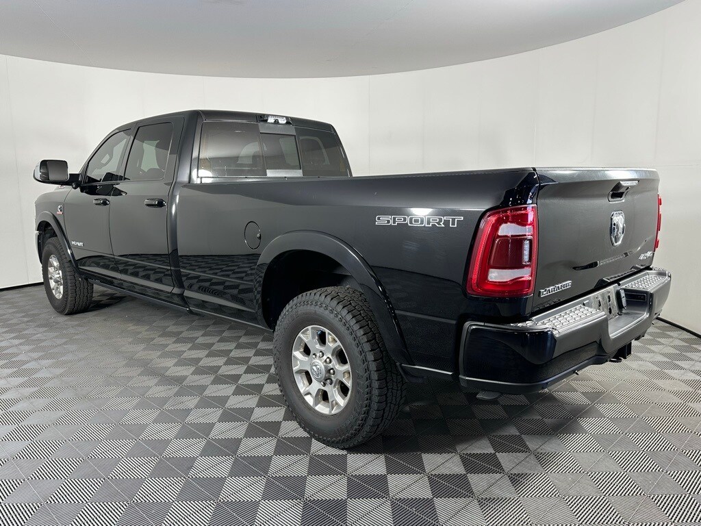 2021 Ram 3500 Laramie photo 4