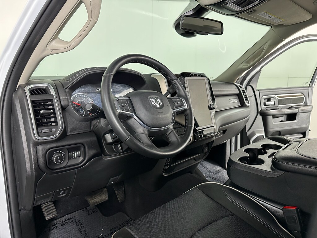 2024 Ram 2500 Laramie photo 2