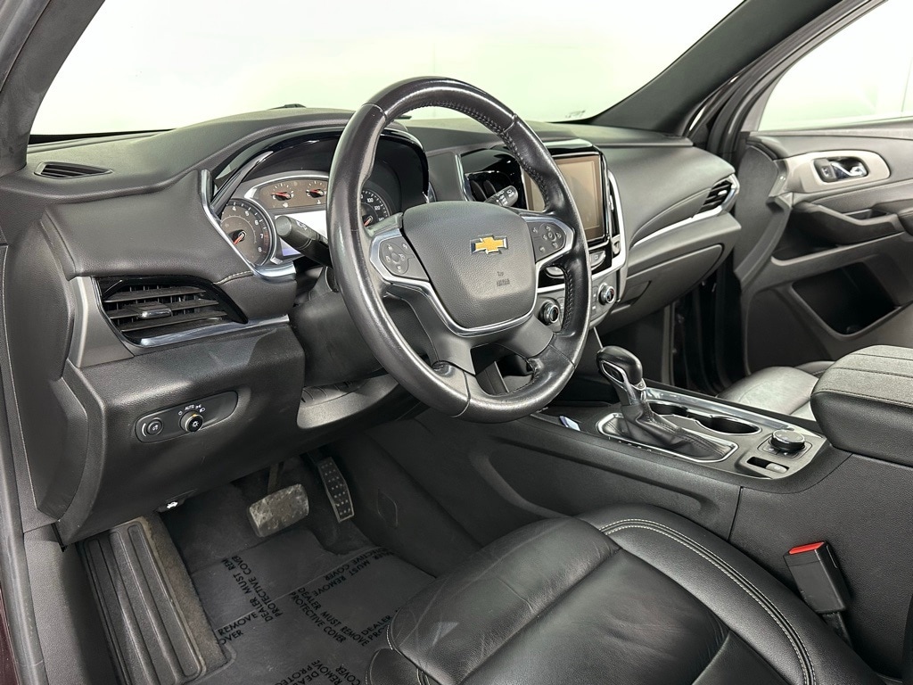 Used 2022 Chevrolet Traverse 3LT with VIN 1GNEVHKW8NJ115090 for sale in Walla, WA