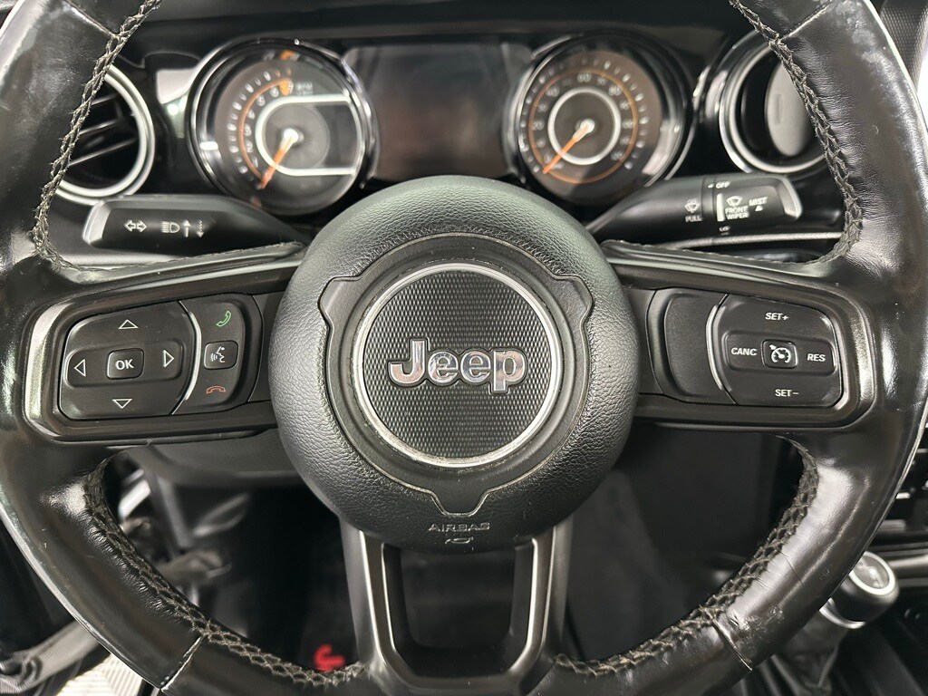2020 Jeep Gladiator Sport photo 3