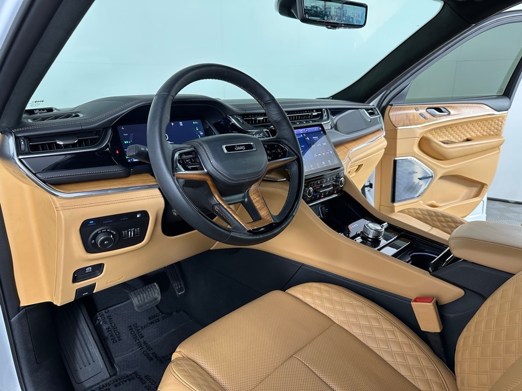 Used 2024 Jeep Grand Cherokee Summit Reserve 4xe with VIN 1C4RJYE63R8560156 for sale in Walla, WA