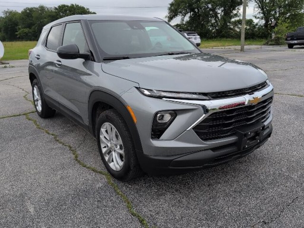 Used 2025 Chevrolet Trailblazer LS SUV