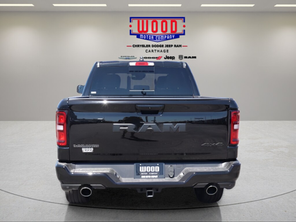New 2026 Ram 1500 LARAMIE CREW CAB 4X4 5'7 BOX Pickup