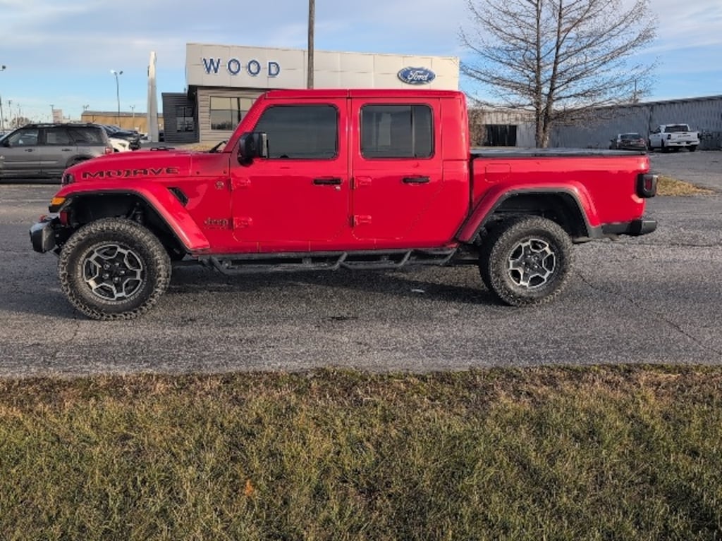 Used 2023 Jeep Gladiator Mojave Truck