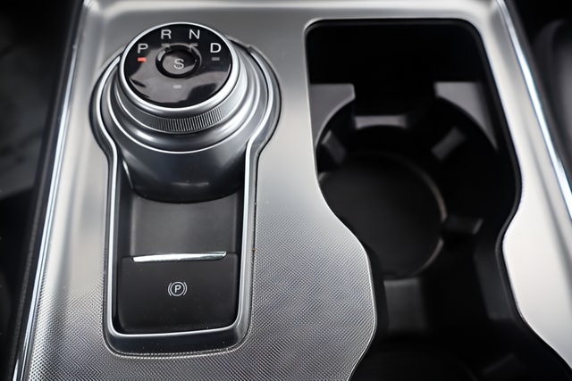 2024 Ford Edge Titanium - Photo 14